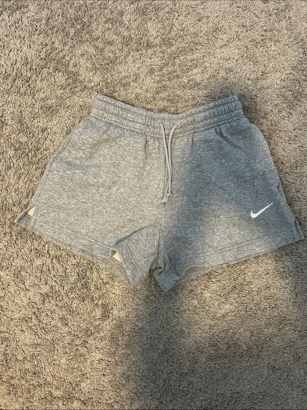 Nike XS Women's Light Gray heather Athletic Fleece Shorts